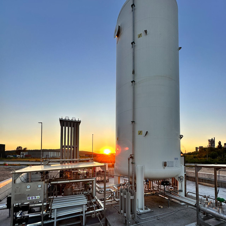 Cryogenic Insulation For LNG Fuelling Station