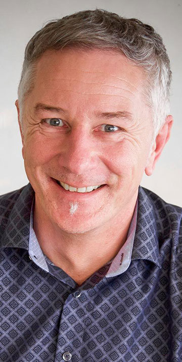 Stefan Moeller headshot  mobile